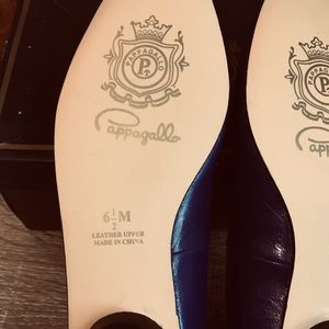 Pappagallo Shoes - Pair of Pappagallo Women’s Flats Pappagallo Shoes - Pair of Pappagallo Women’s Flats